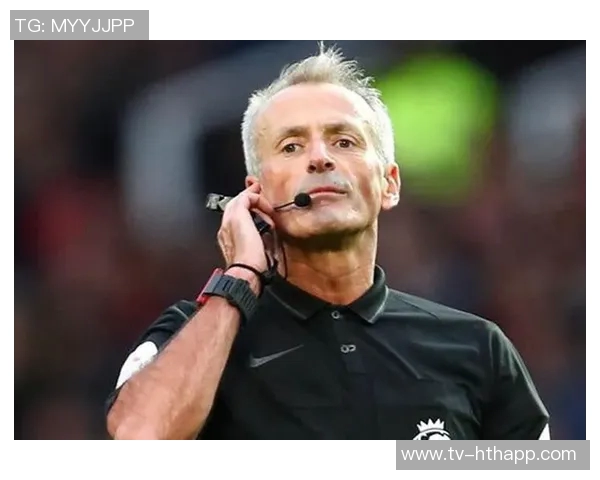 泰勒回忆欧联决赛遭围堵经历称并无重大误判影响比赛结果