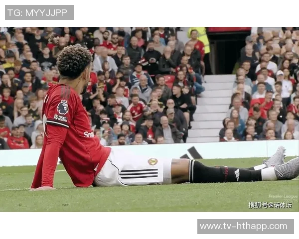 镜报曝B费因不满比赛踹门事件险致曼联放弃签约计划