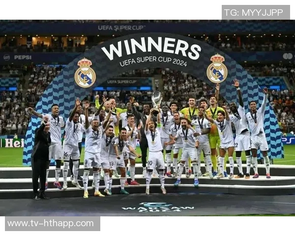 小曼奇尼坚定支持加斯佩里尼罗马有望获得欧冠资格与意杯冠军